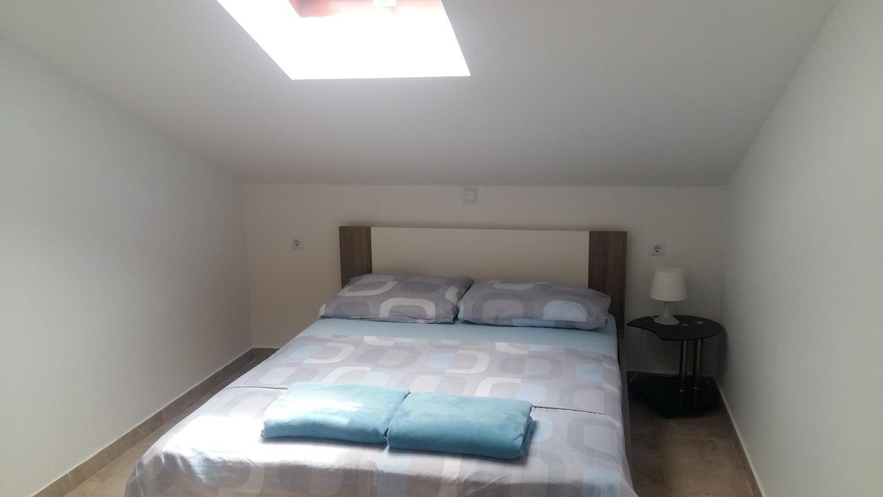 Morska Vila Apartment Vir Eksteriør billede